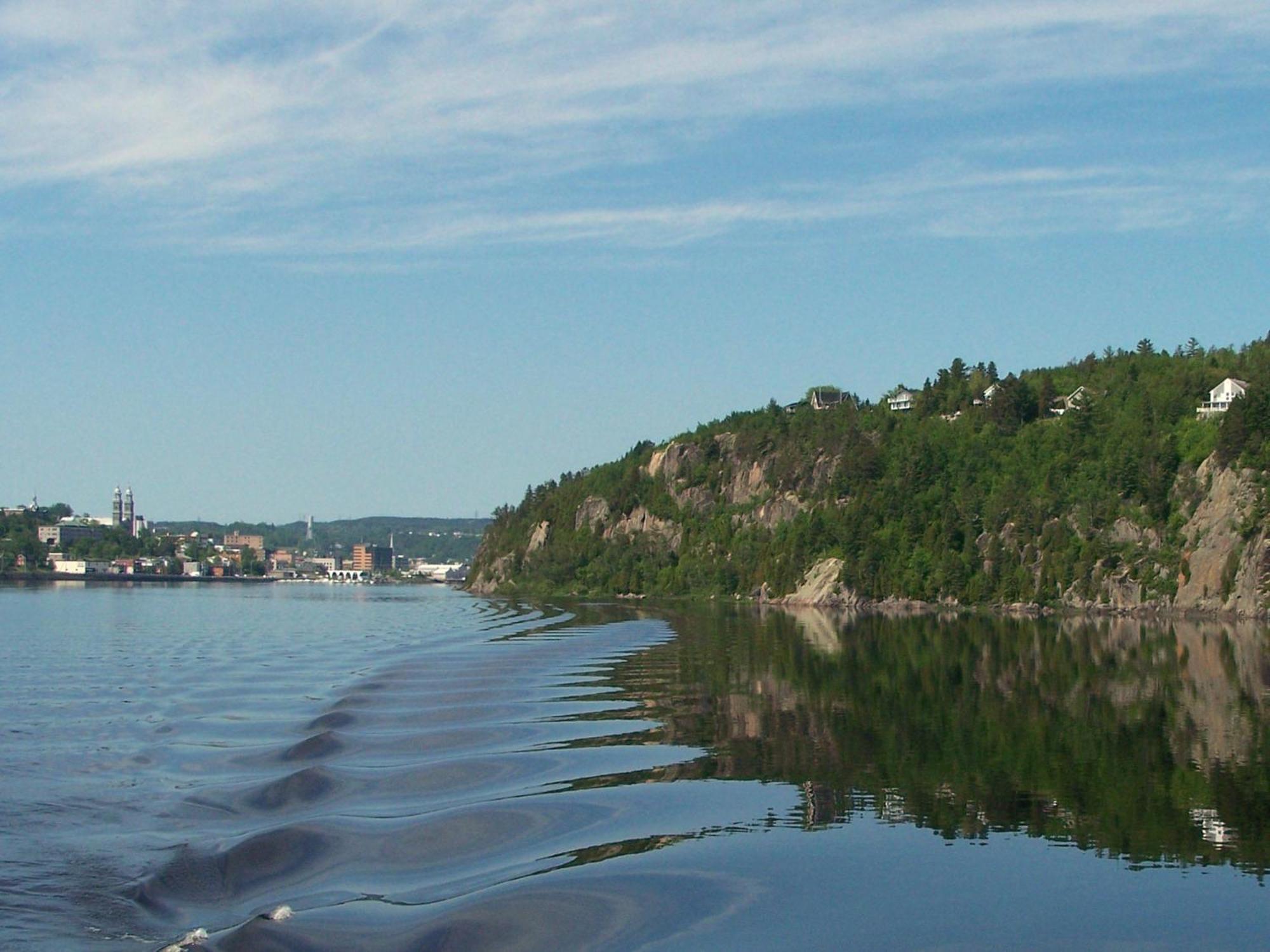Auberge Centre Ville Chicoutimi Buitenkant foto