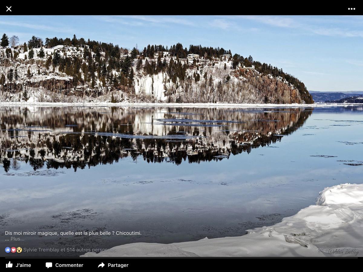 Auberge Centre Ville Chicoutimi Buitenkant foto