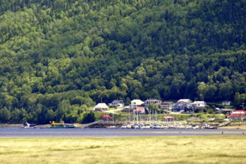 Auberge Centre Ville Chicoutimi Buitenkant foto